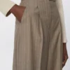 Pantalones de lana a rayas, color avellana Pantalones de lana a rayas, color avellana