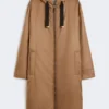 Parka acolchada de lona repelente al agua, color camel Parka acolchada de lona repelente al agua, color camel