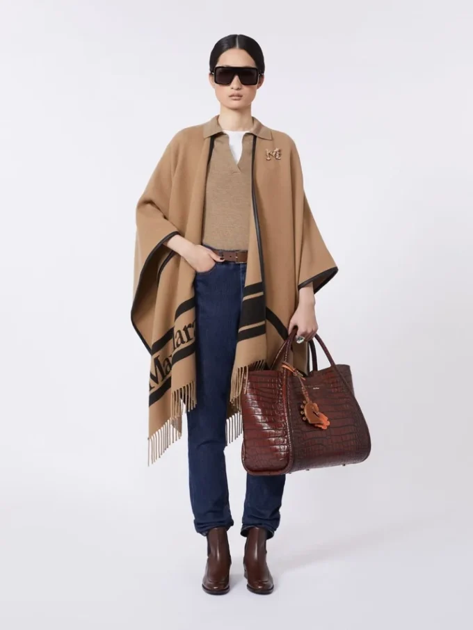 Poncho de lana jacquard, color camel Poncho de lana jacquard, color camel
