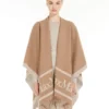 Poncho de lana jacquard, color camel Poncho de lana jacquard, color camel