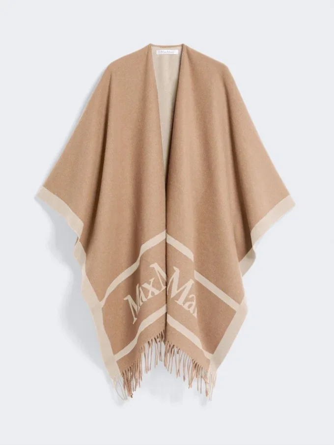 Poncho de lana jacquard, color camel Poncho de lana jacquard, color camel