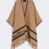 Poncho de lana jacquard, color camel Poncho de lana jacquard, color camel