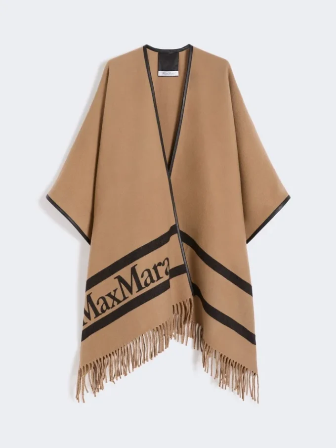 Poncho de lana jacquard, color camel Poncho de lana jacquard, color camel