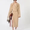 Prenda exterior corta de Pure Wool, color caramelo Prenda exterior corta de Pure Wool, color caramelo