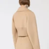 Prenda exterior corta de Pure Wool, color caramelo Prenda exterior corta de Pure Wool, color caramelo