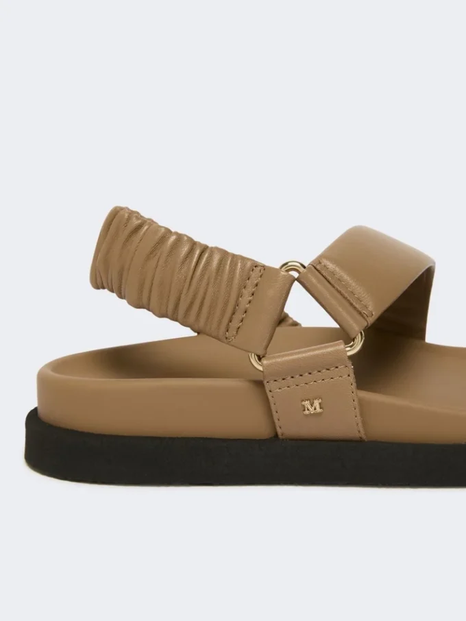 Sandalias de piel, color barro Sandalias de piel, color barro