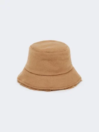 Sombrero cloche reversible de tejido camel y peluche, color camel