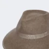 Sombrero de fieltro de lana, beige Sombrero de fieltro de lana, beige