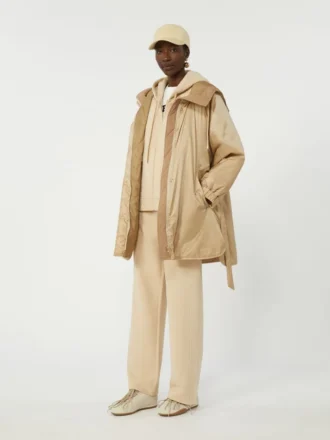 Parka acolchada reversible en lona repelente al agua, color beige