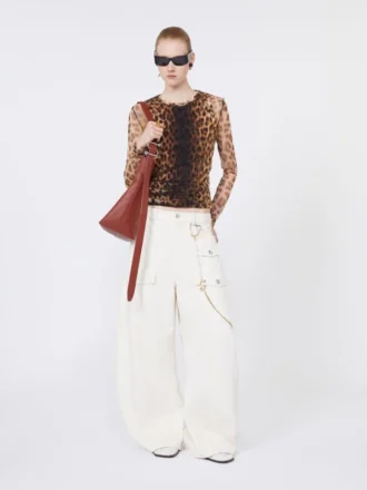 Top bimaterial con estampado animal, en tonos beige Top bimaterial con estampado animal, en tonos beige