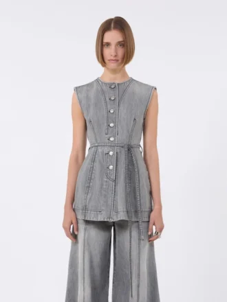 Top de denim sin mangas de corte ajustado, negro