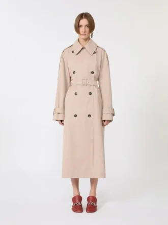 Trench largo de sarga repelente al agua, color beige