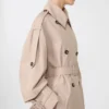 Trench largo de sarga repelente al agua, color beige Trench largo de sarga repelente al agua, color beige