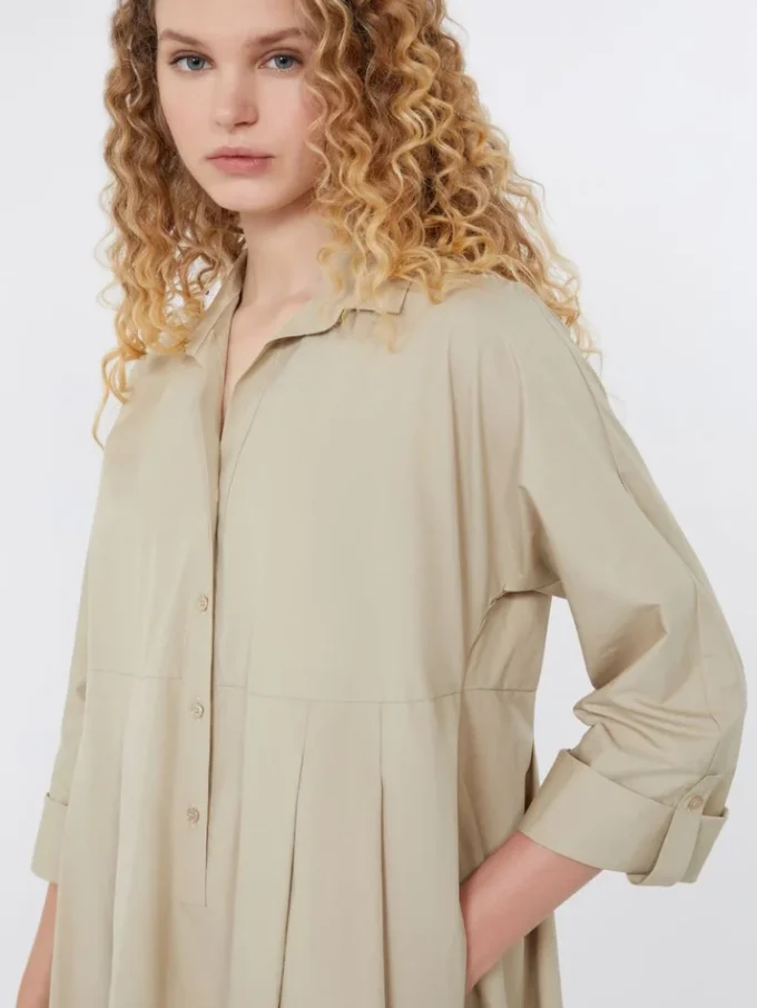 Vestido acampanado de popelín de algodón, color arena