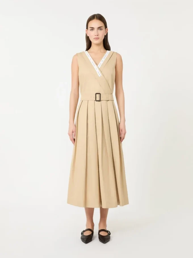 Vestido de gabardina repelente al agua, color beige Vestido de gabardina repelente al agua, color beige