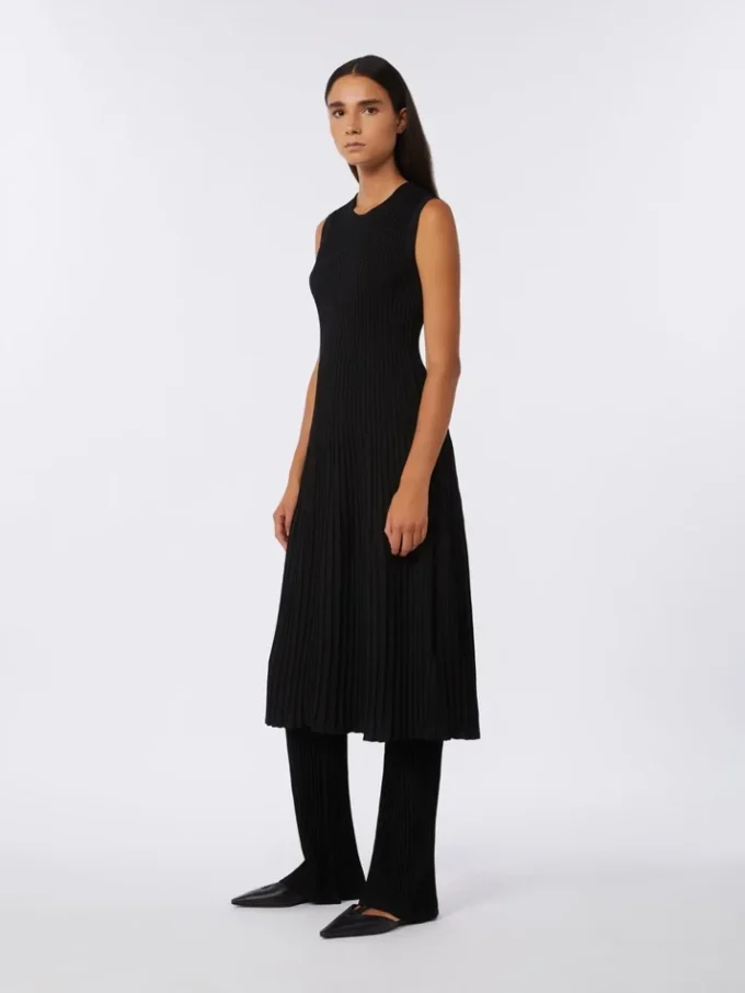 Vestido de hilo de crepé de viscosa, negro Vestido de hilo de crepé de viscosa, negro
