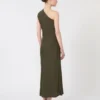 Vestido de satén brillante de un solo hombro, verde musgo Vestido de satén brillante de un solo hombro, verde musgo