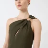 Vestido de satén brillante de un solo hombro, verde musgo Vestido de satén brillante de un solo hombro, verde musgo