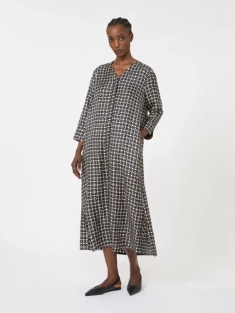 Vestido de seda estampado, negro