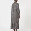 Vestido de seda estampado, negro