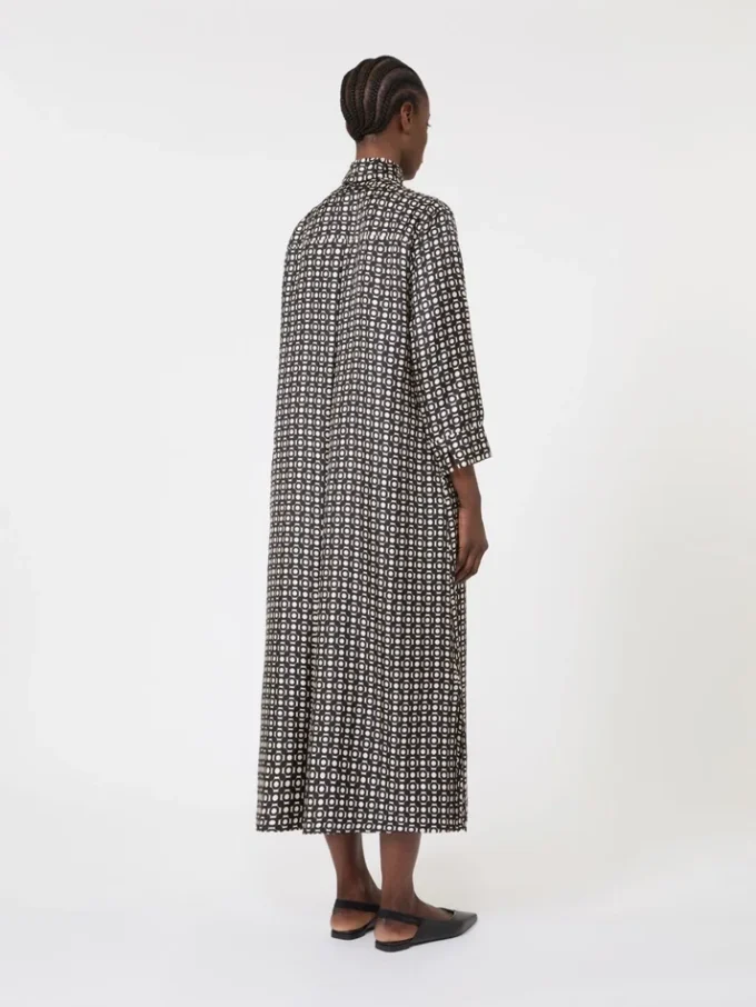 Vestido de seda estampado, negro