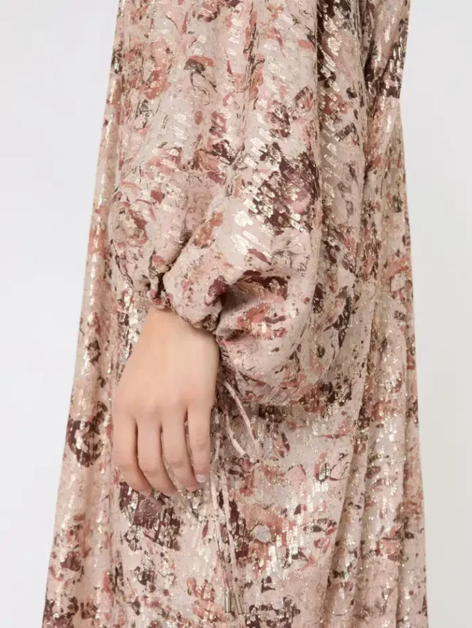Vestido largo con corte asimétrico y estampado de llamas, oro rosa Vestido largo con corte asimétrico y estampado de llamas, oro rosa