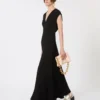 Vestido largo con cuello en V de canneta, negro Vestido largo con cuello en V de canneta, negro
