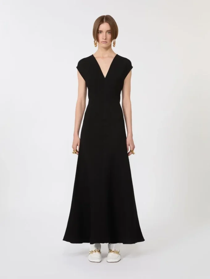 Vestido largo con cuello en V de canneta, negro Vestido largo con cuello en V de canneta, negro