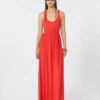 Vestido largo de jersey de crepé, color coral Vestido largo de jersey de crepé, color coral