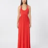 Vestido largo de jersey de crepé, color coral Vestido largo de jersey de crepé, color coral