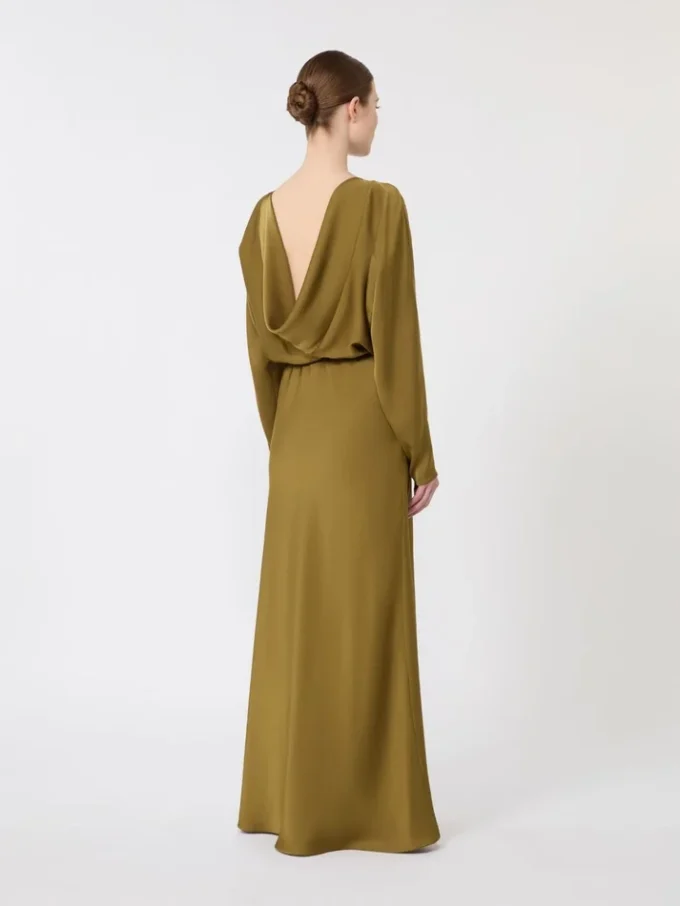 Vestido ligero de satén, color caqui Vestido ligero de satén, color caqui